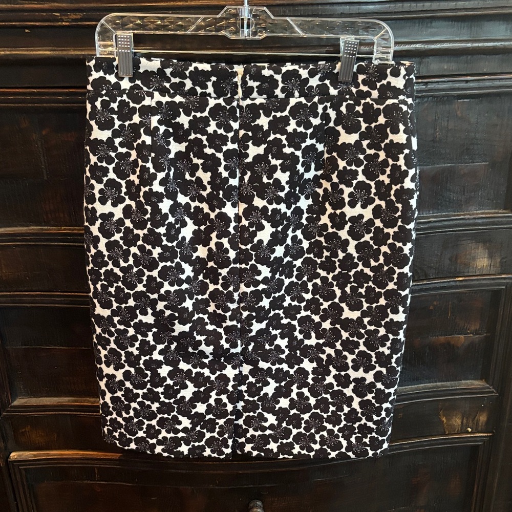 J. Crew Black and White Floral Pencil Skirt - Picture 2 of 3